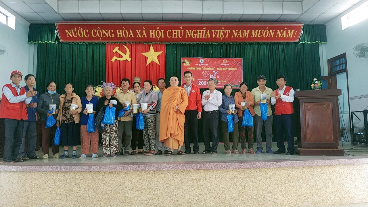 Tịnh xá Ngọc Duyên - Thị xã An Nhơn, Hành trình “Xuân hạnh phúc - Tết yêu thương” 2024.
